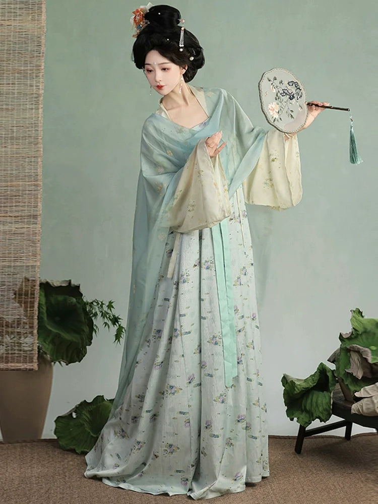 Simplicity - Tang Dynasty Style Qixiong Ruqun