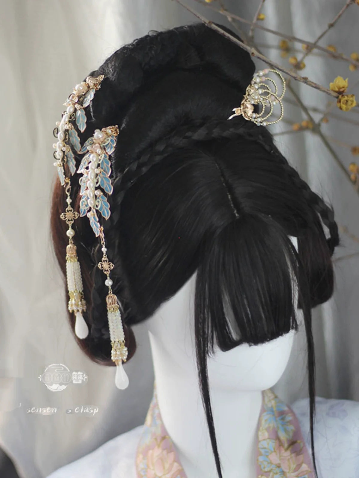 Yi Pian Pian 一片片 One Petal After Another New Chinese Style Pearl Petal Tassel Hair Accessories