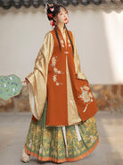 Ming Dynasty Bijia Wide Sleeve Robe & Pleated Skirt | Laurel Rabbit 月桂兔