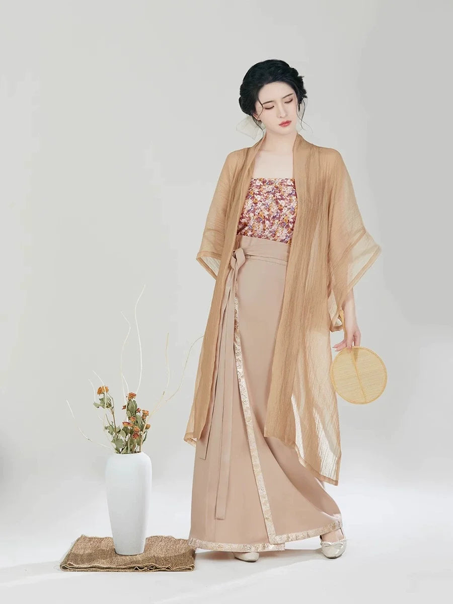 Song Dynasty Modern Hanfu Set with Changgan Temple Beizi and Spiral Skirt - Fog Flower 雾花 (Preorder)