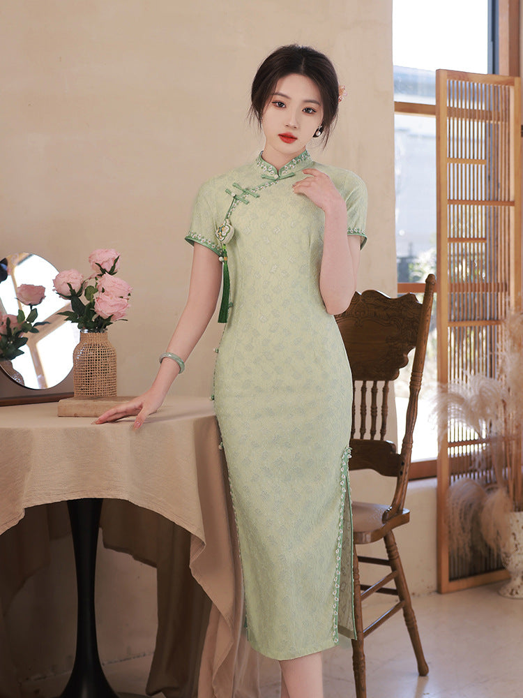 Green White Lace Cheongsam Qipao | Daisy