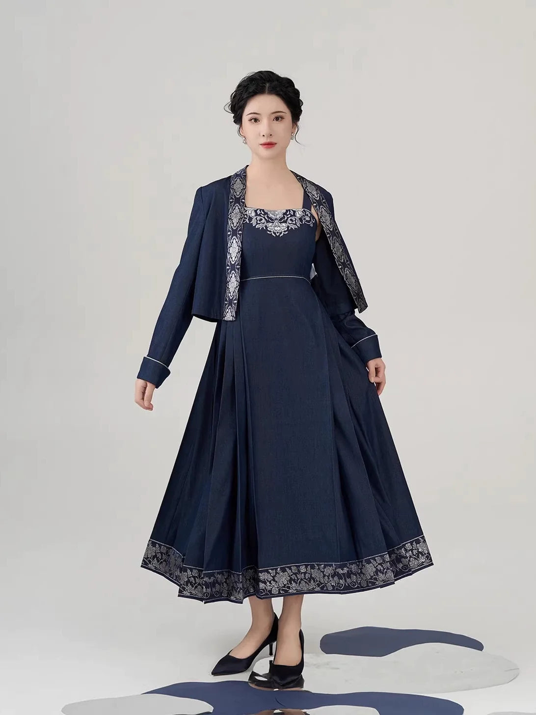 New Chinese Style Women Peony Embroidered Silver Woven Outer Jacket & Mamian Slip Dress - Yinlin 银霖 (Preorder)