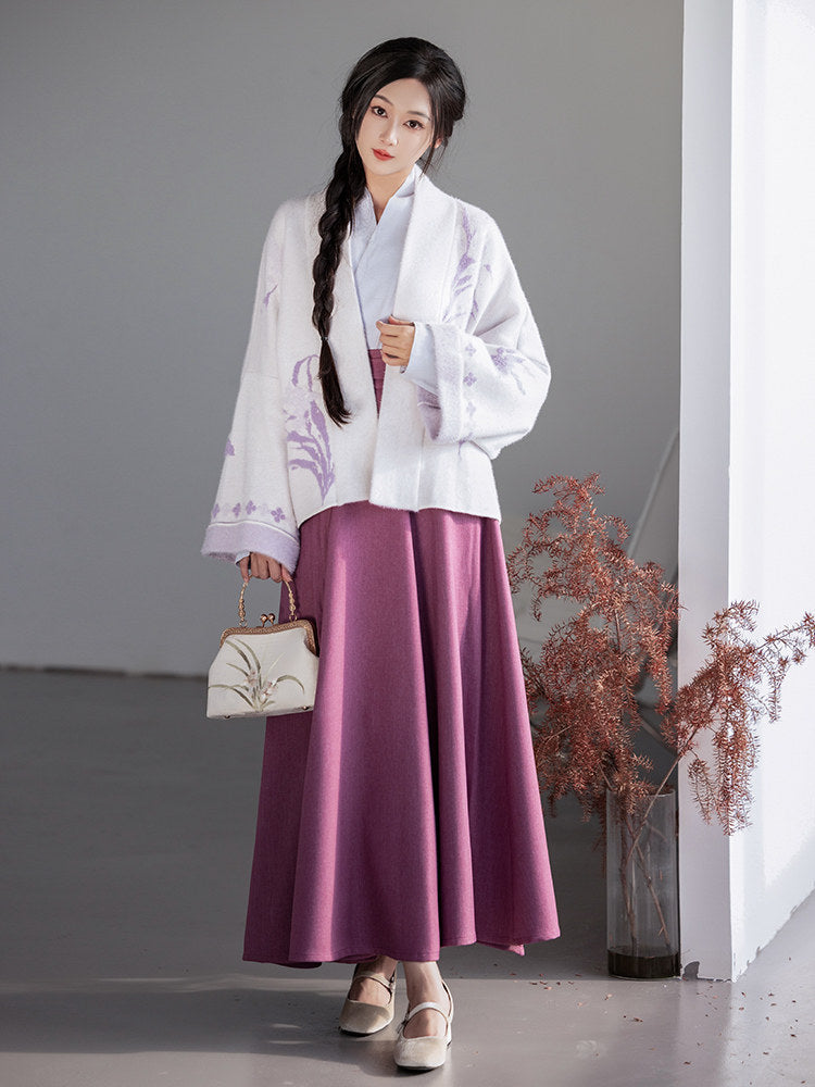 Song Dynasty Modern Hanfu Jacket and Wrap Skirt for Autumn and Winter - Dreamy Iris 鸢尾梦 (Preorder)