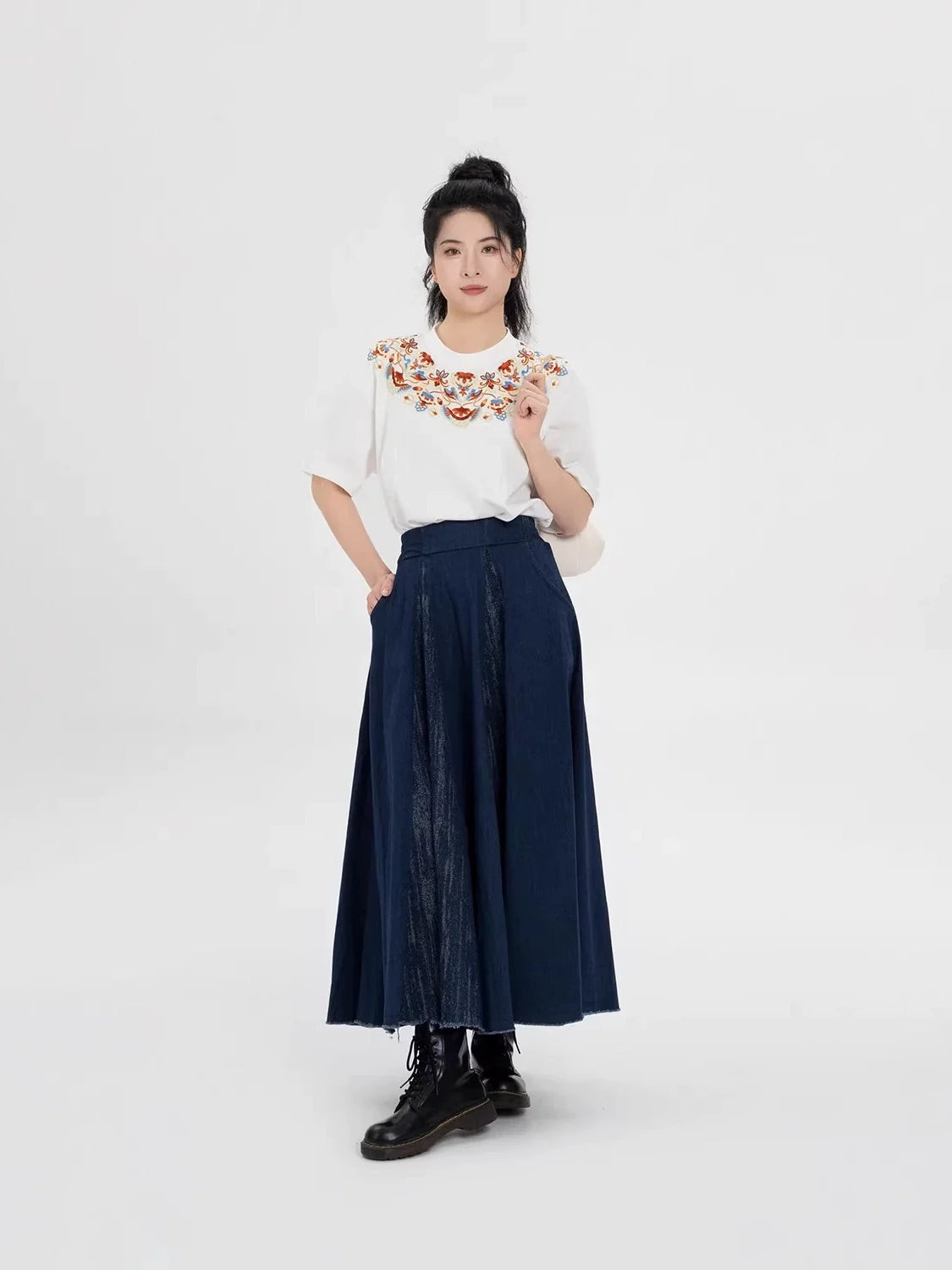 New Chinese Style Dunhuang Inspired Embroidered Cotton T-Shirt and Skirt Set - Huarongrong 花蓉蓉 (Preorder)