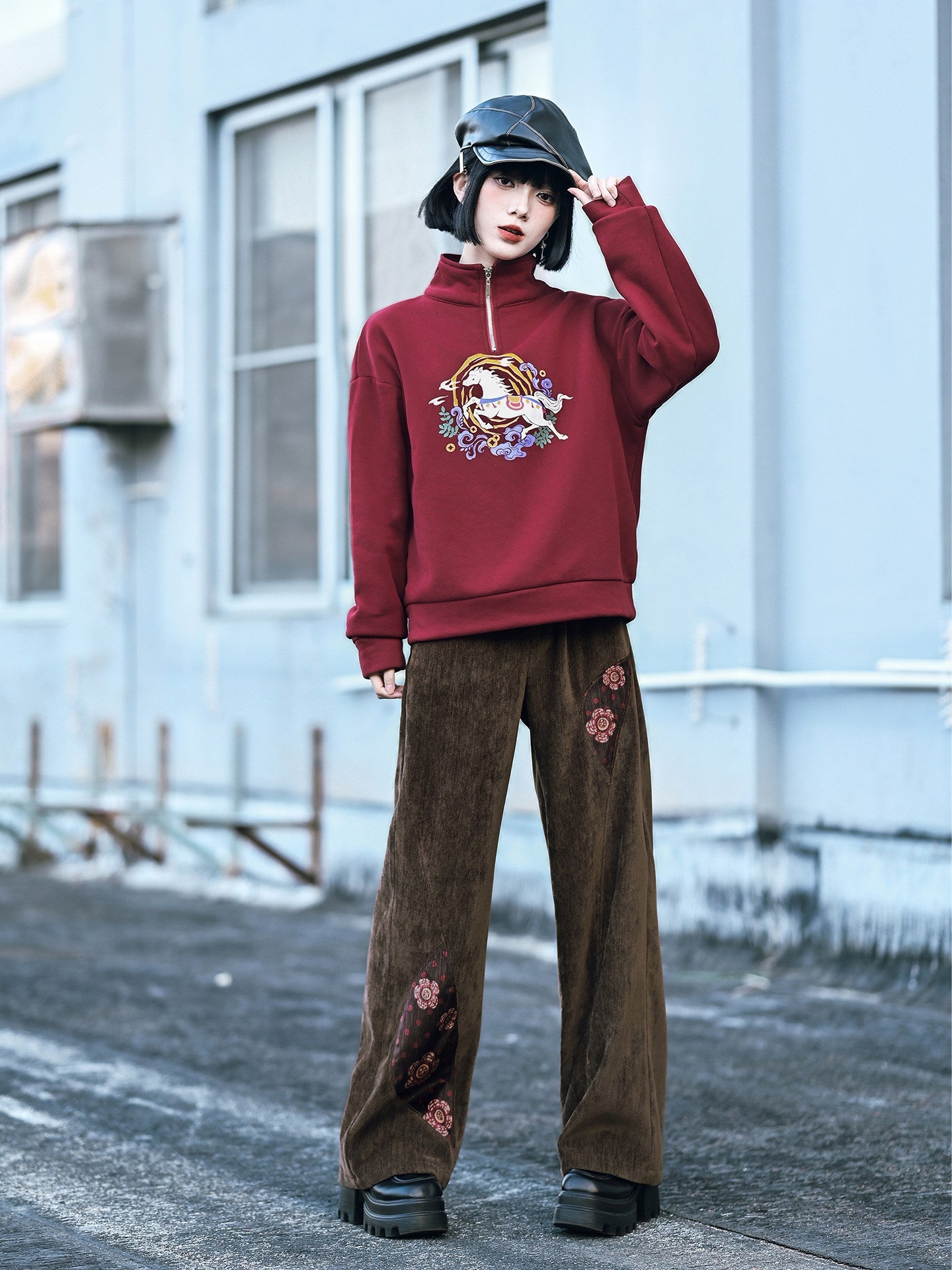 New Chinese Style Retro Red Fleece Sweatshirt - Saddle 锦鞍