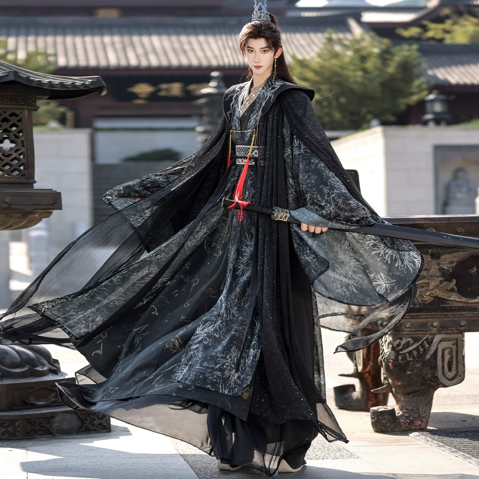 Night Ink Sovereign 夜墨青王 - Unisex Hanfu Cloak Robe in Dark Immortal Style, Song-Inspired Chinese Outfit