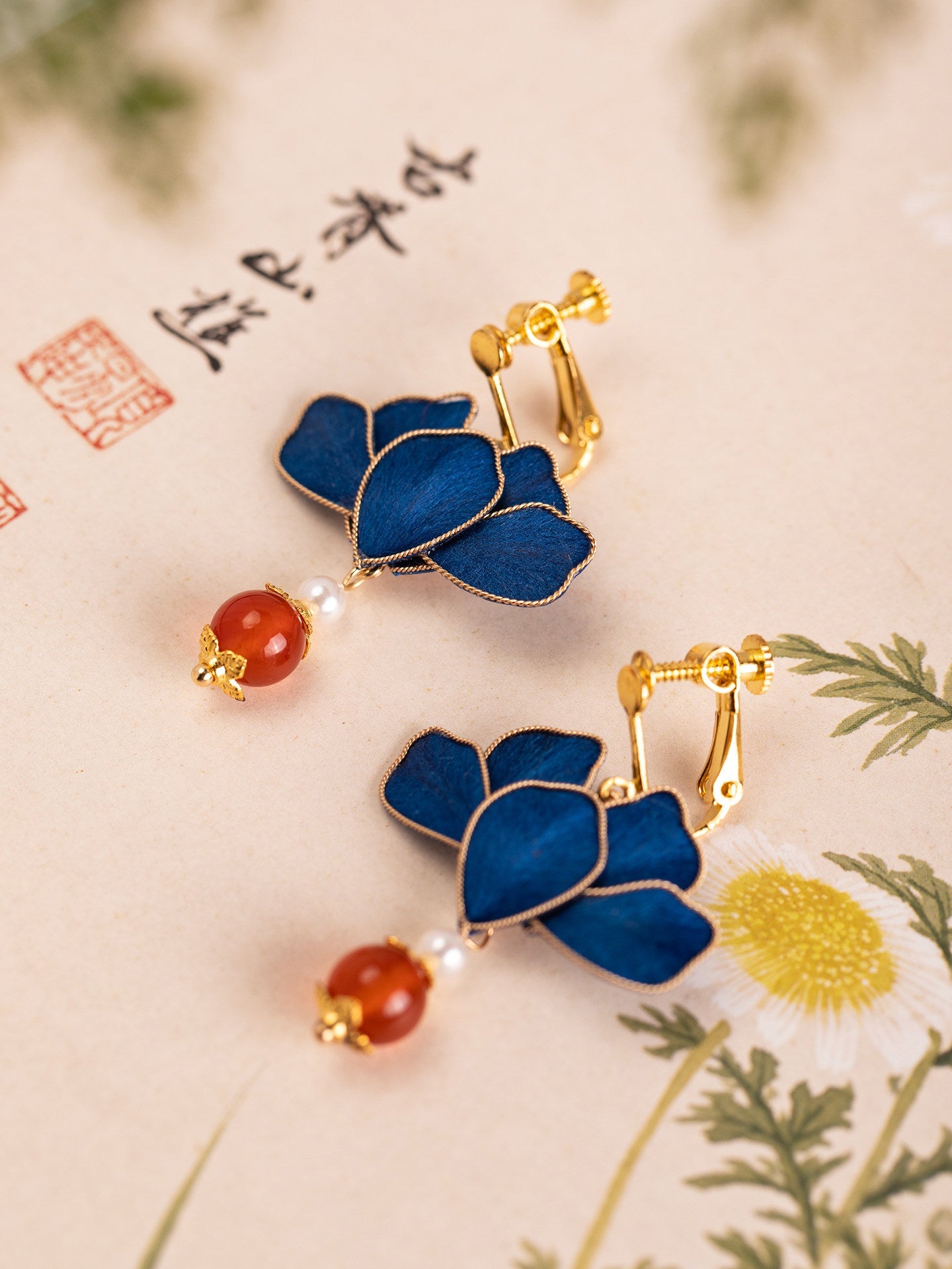 Emerald Velvet Flower Earrings | Cheongsam Jewelry