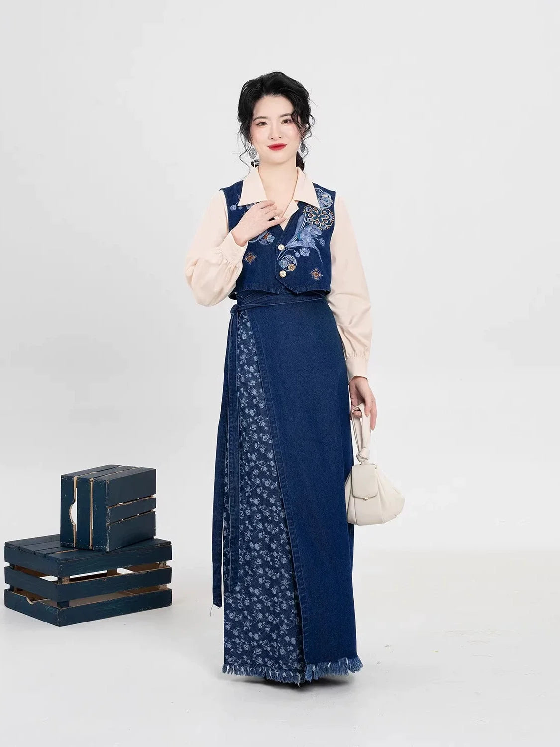 Song Dynasty Modern Hanfu Set with Majia, Long Sleeve Top and Denim Spiral Skirt - Blue Kite 蓝鸢 (Preorder)