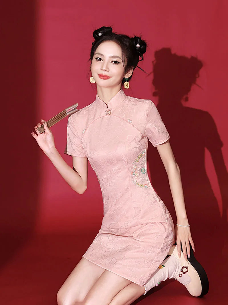 2025 pink qipao short modern Chinese dress for young women