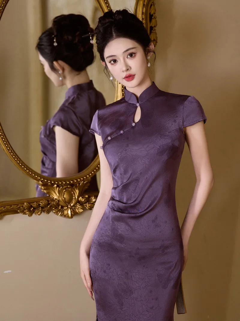 Purple Qipao Dress with slim waist design and modern Chinese elegant style