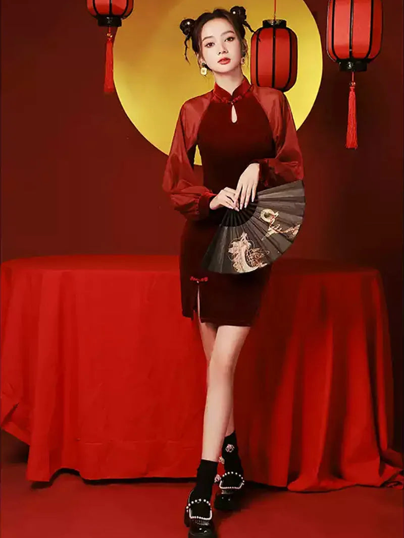 Elegant Qipao Red Dress , long sleeve Chinese outfit for women