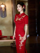 Red qipao dress bridal toast gown with elegant embroidery and slim waist design