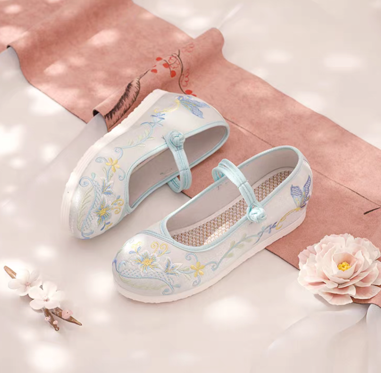 Hualian Traditional Chinese Hanfu Shoes