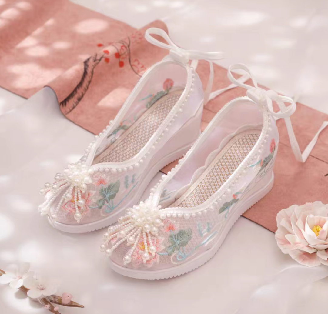 Jade River Traditional Chinese Hanfu Shoes