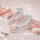 Jade River Traditional Chinese Hanfu Shoes
