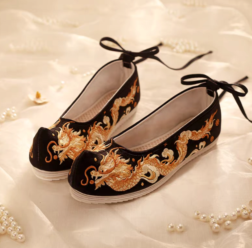 Dragon Traditional Chinese Hanfu Shoes for Men and Women