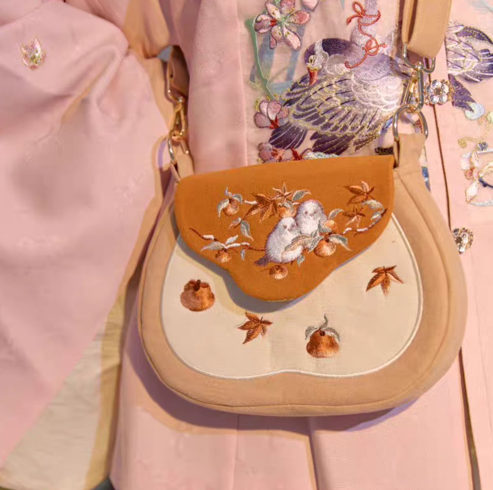 Tang Dynasty Feiqiu Embroidered Crossbody Bag