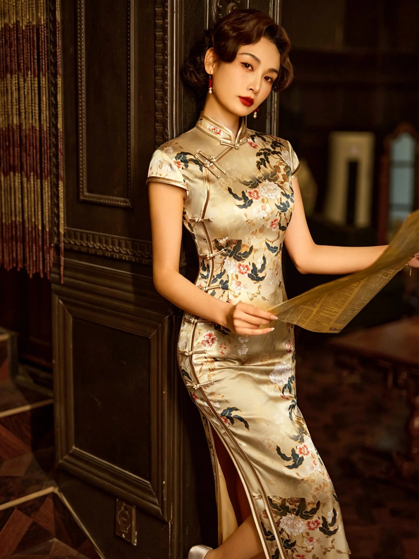 Silk Qipao yellow silk cheongsam elegant formal dress for women banquet and celebration outfit