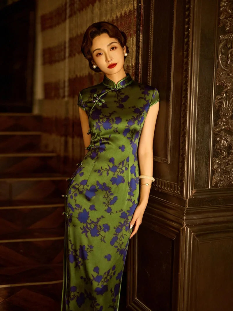 Silk Qipao Dress green silk cheongsam elegant women dress with mandarin collar and vintage design