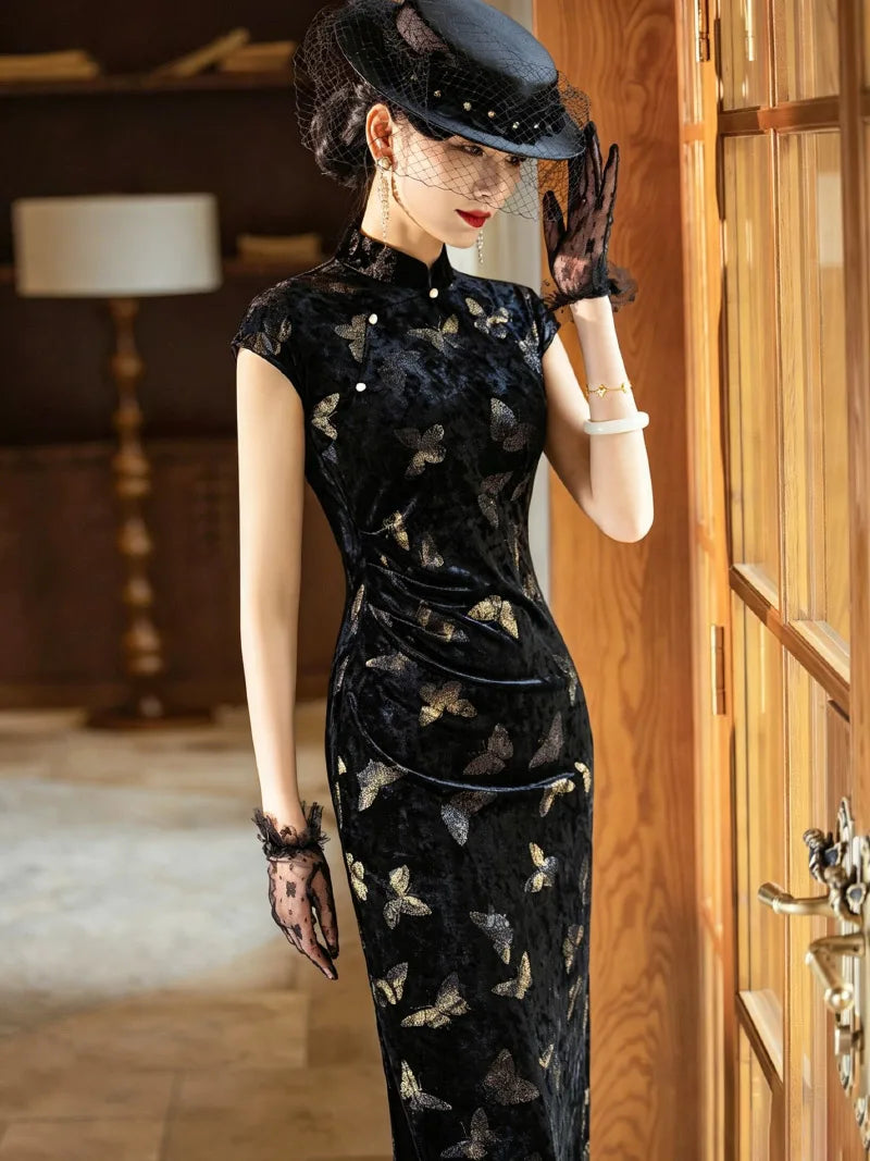 Velvet Cheongsam black vintage Shanghai dress with mandarin collar and elegant fitted silhouette