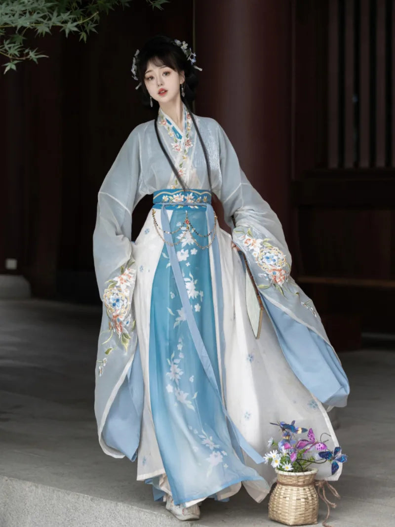 Elegant Wei Jin Clothes Hanfu set for women with cross-collar and flowing skirt