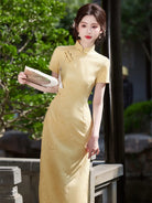 Yellow Cheongsam Dress with slim fit and elegant modern Chinese style