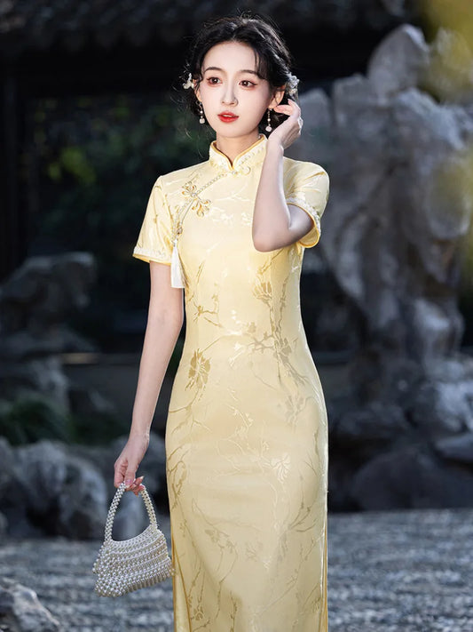 Yellow Qipao Dress – Elegant Jacquard New Chinese Style