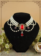 Customized Lolita Pearl Necklace with Gemstone Pendants