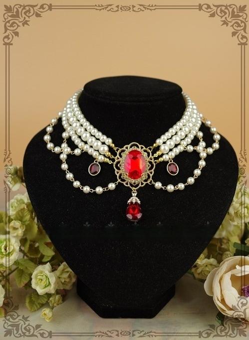 Customized Lolita Pearl Necklace with Gemstone Pendants