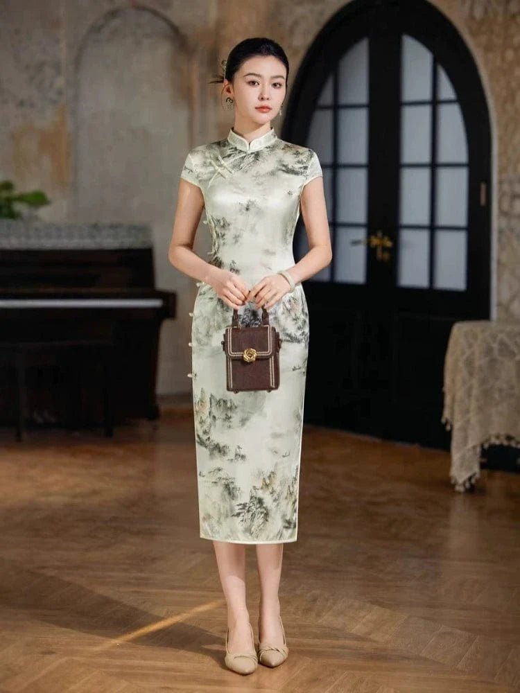 Chinese water painting pattern, 19 mome mulberry silk, high-end midi Cheongsam