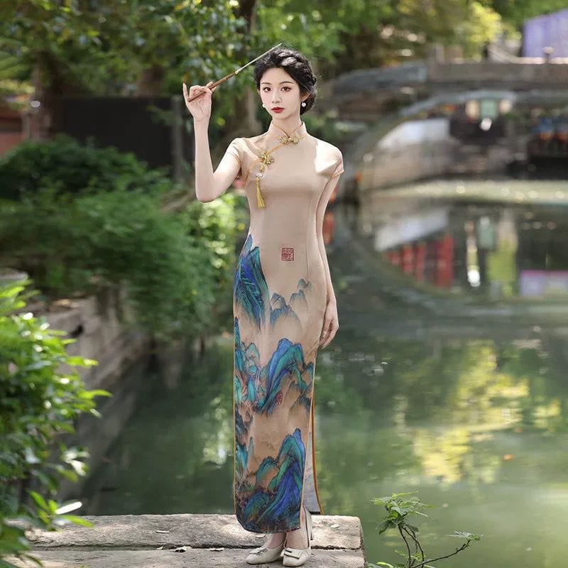 Thousand Miles of Mountains and Rivers pattern, brown long Cheongsam