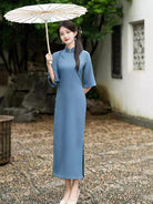 Old Shanghai style, plain pattern, blue long Cheongsam