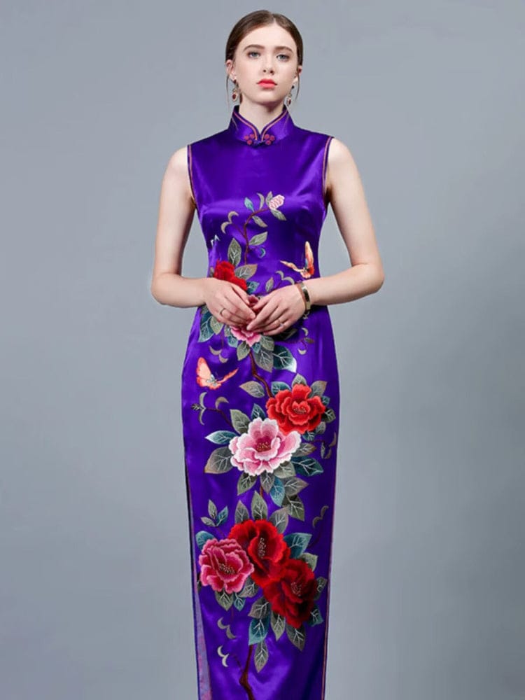 Customizble hand-embroidery, 30 mome mulberry silk, high-end purple long Qipao
