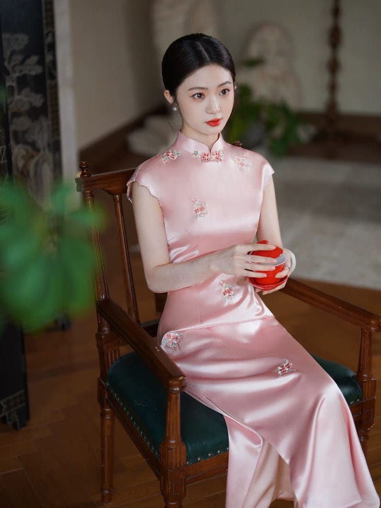 Isabella Floral embroidery high-end long Cheongsam