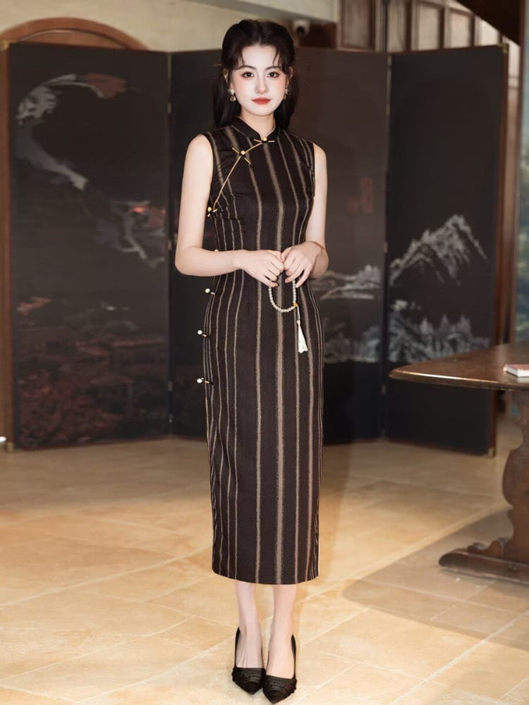 Old Shanghai style, stripe pattern, black and gold long Cheongsam