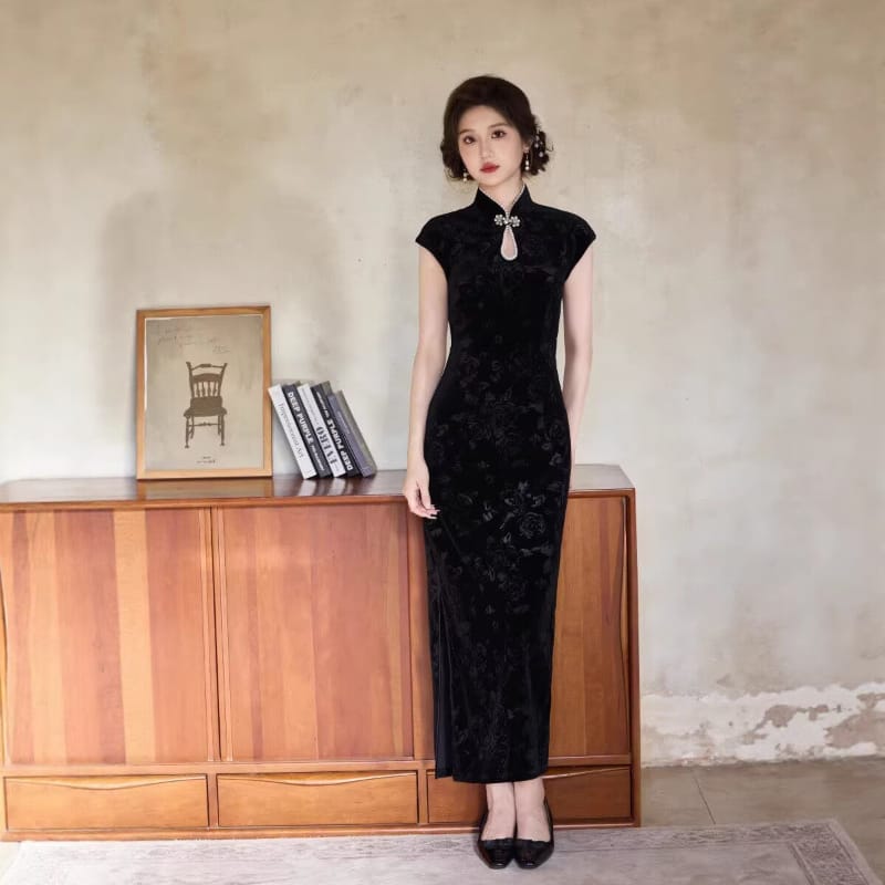 Natasha Rose Pattern Long Cheongsam