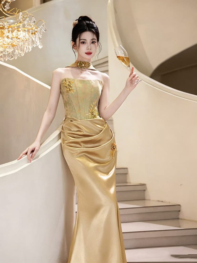 Victoria Floral Embroidered Mermaid Evening Cheongsam