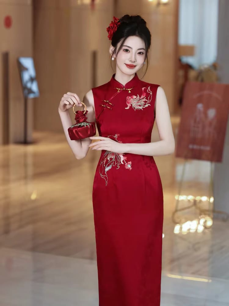Luna Koi Embroidery Midi Cheongsam