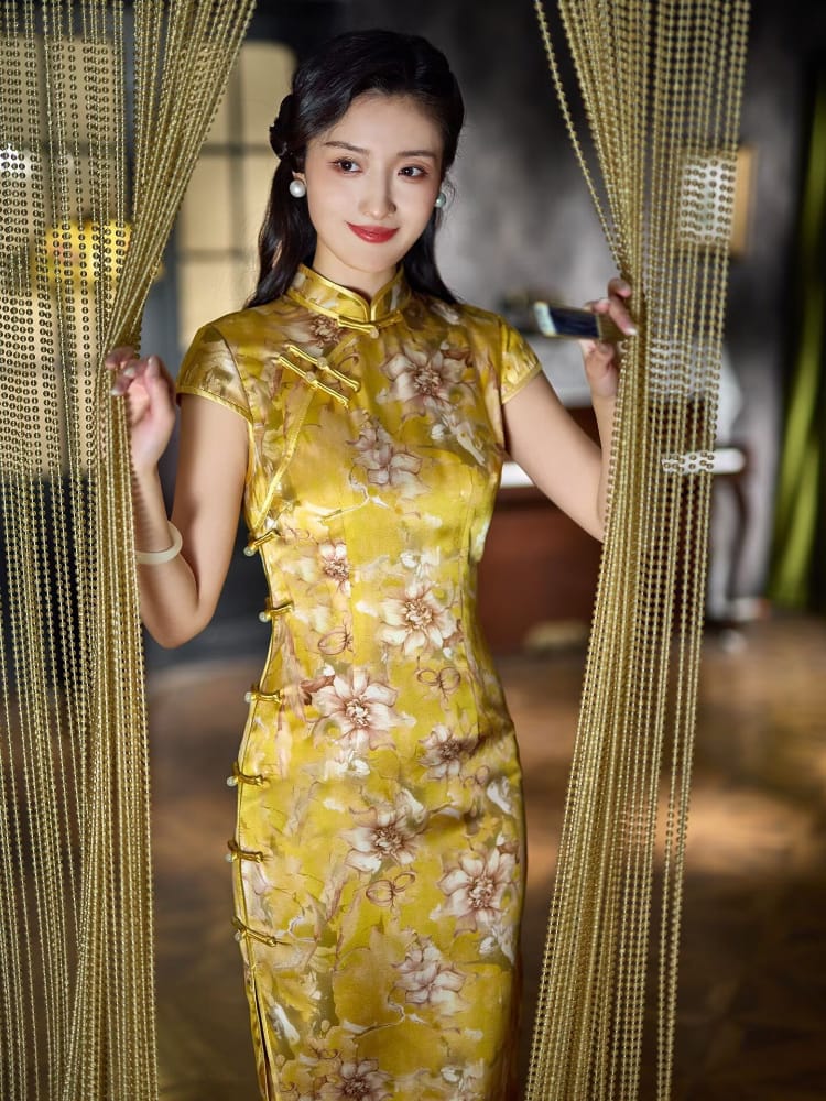 19 Momme Natural Silk Floral Long Cheongsam