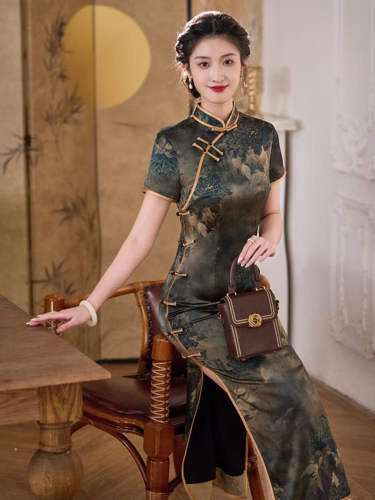 Vivian Dark Peony Pattern, High end, 19 Mome Mulberry Silk Long Cheongsam