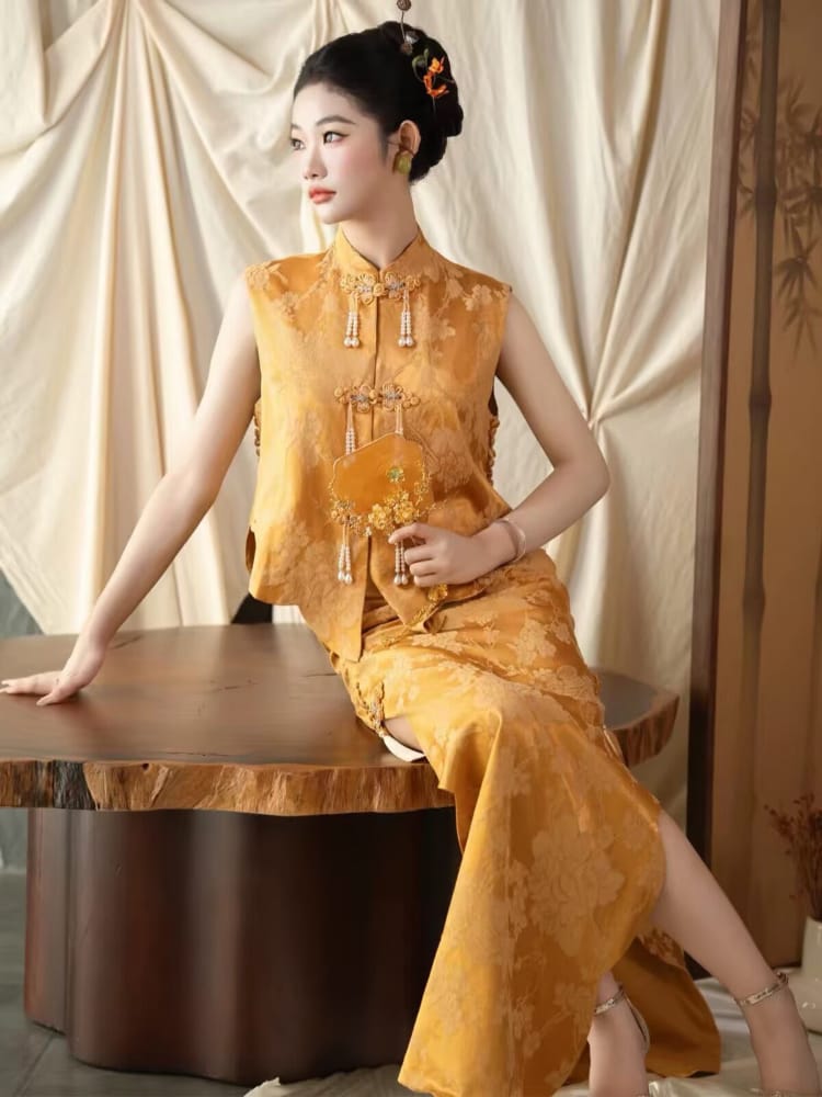 Victoria Modern Gold Bridal Cheongsam set/ Bespoke available