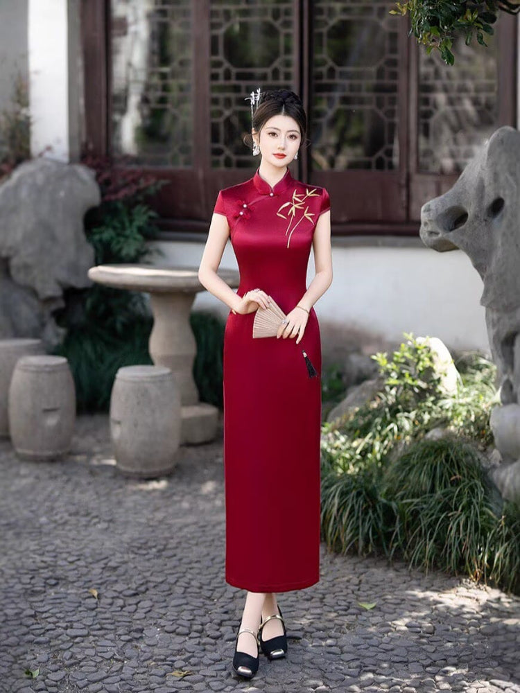 Premium Plus Size long Cheongsam with Golden Bamboo Embroidery