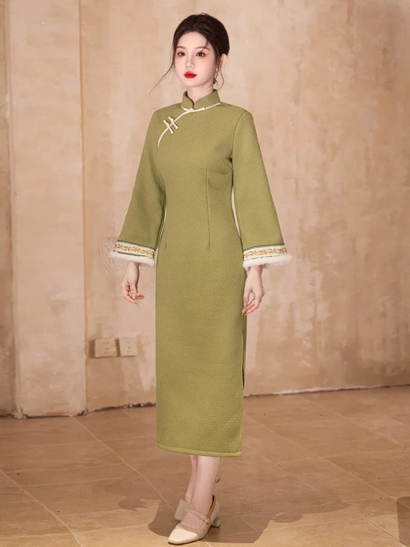Elegant cheongsam for Chinese New Year, new-style Qipao vest dress for winter celebrations