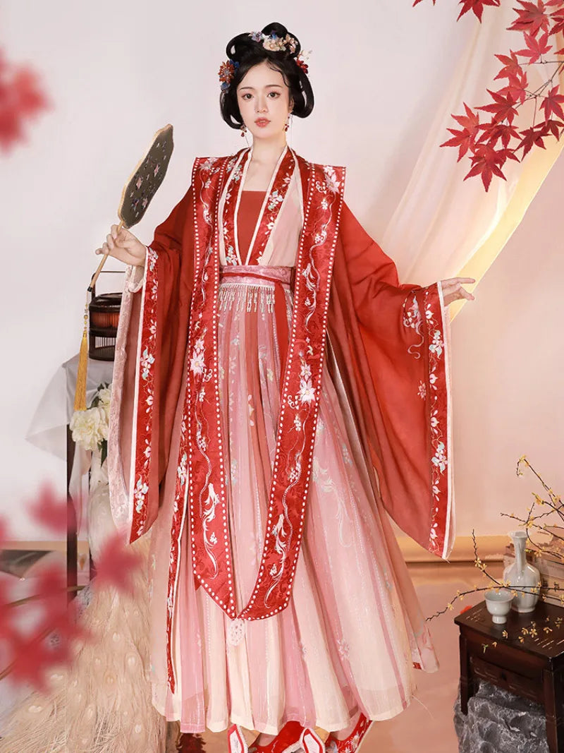 Chinese clothes traditional Song dynasty Hanfu with ornate xiapei and ruqun