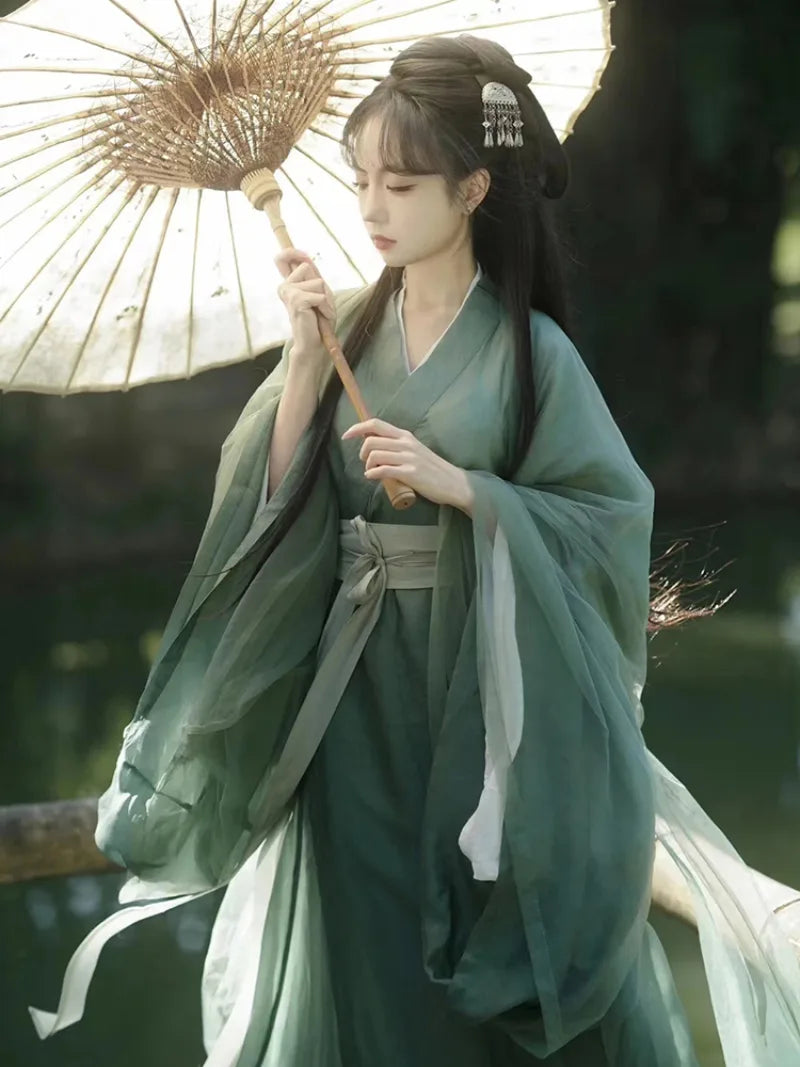 Wei Jin Chinese dress green with flowing silhouette and elegant cross-collar design
