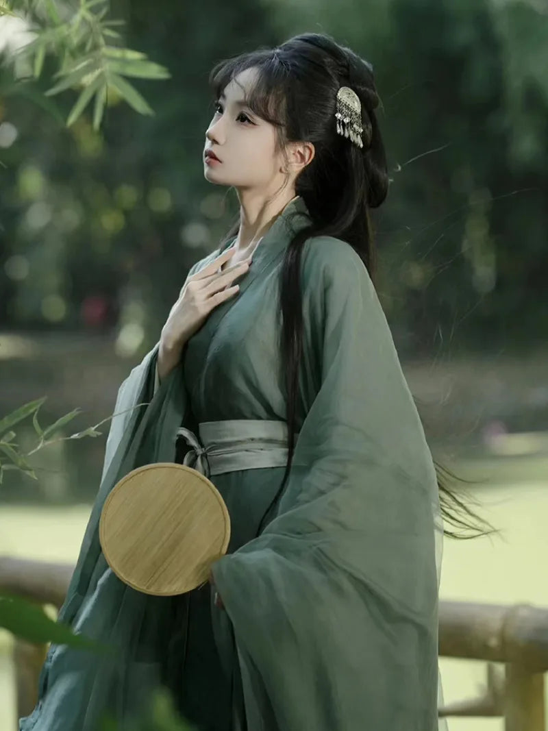 Wei Jin Chinese dress green with flowing silhouette and elegant cross-collar design