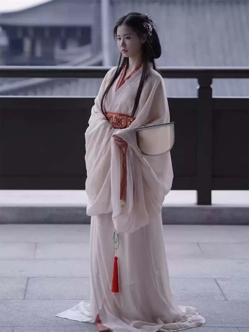 Elegant white Chinese Hanfu inspired by Warring States design, featuring straight hem robe and wide sleeves for women