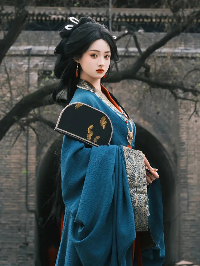 Chinese hanfu Warring States costume in red black and white with straight-cut robe
