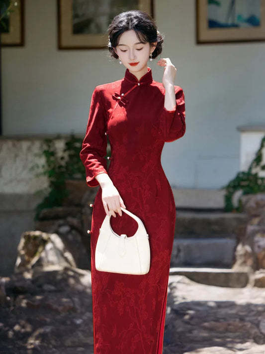 Chinese Red Dress Qipao | Elegant Vintage Engagement Cheongsam