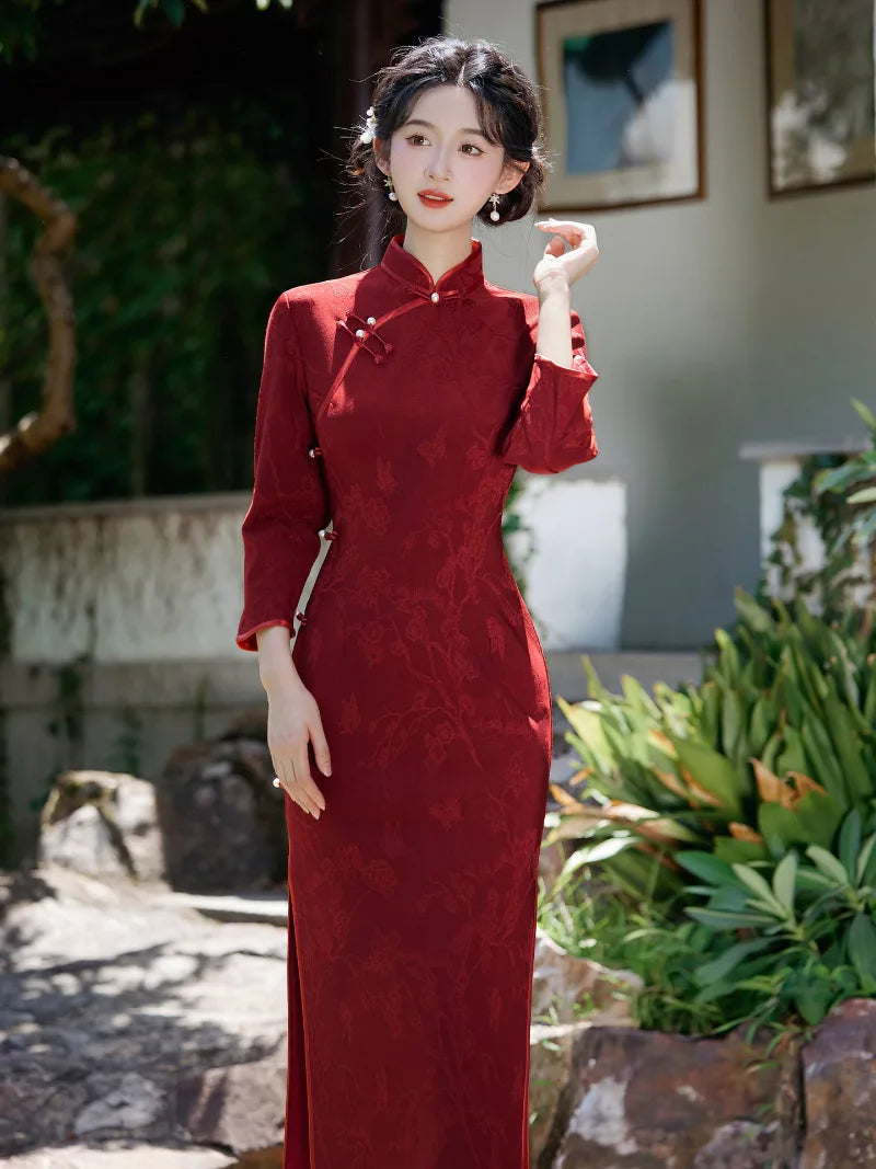 Chinese red dress qipao with elegant jacquard fabric and slim fit design